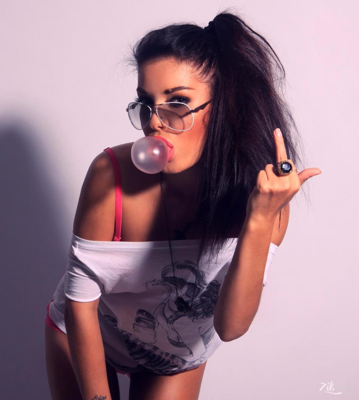 Sassy girls in Bhivandi