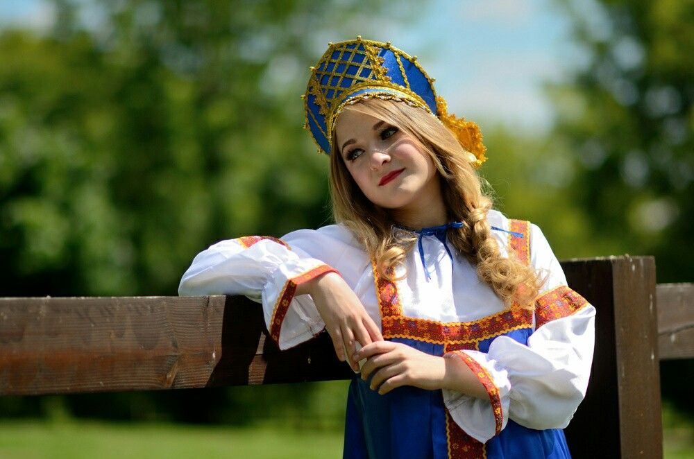 Photo Slavic girls in Bhivandi